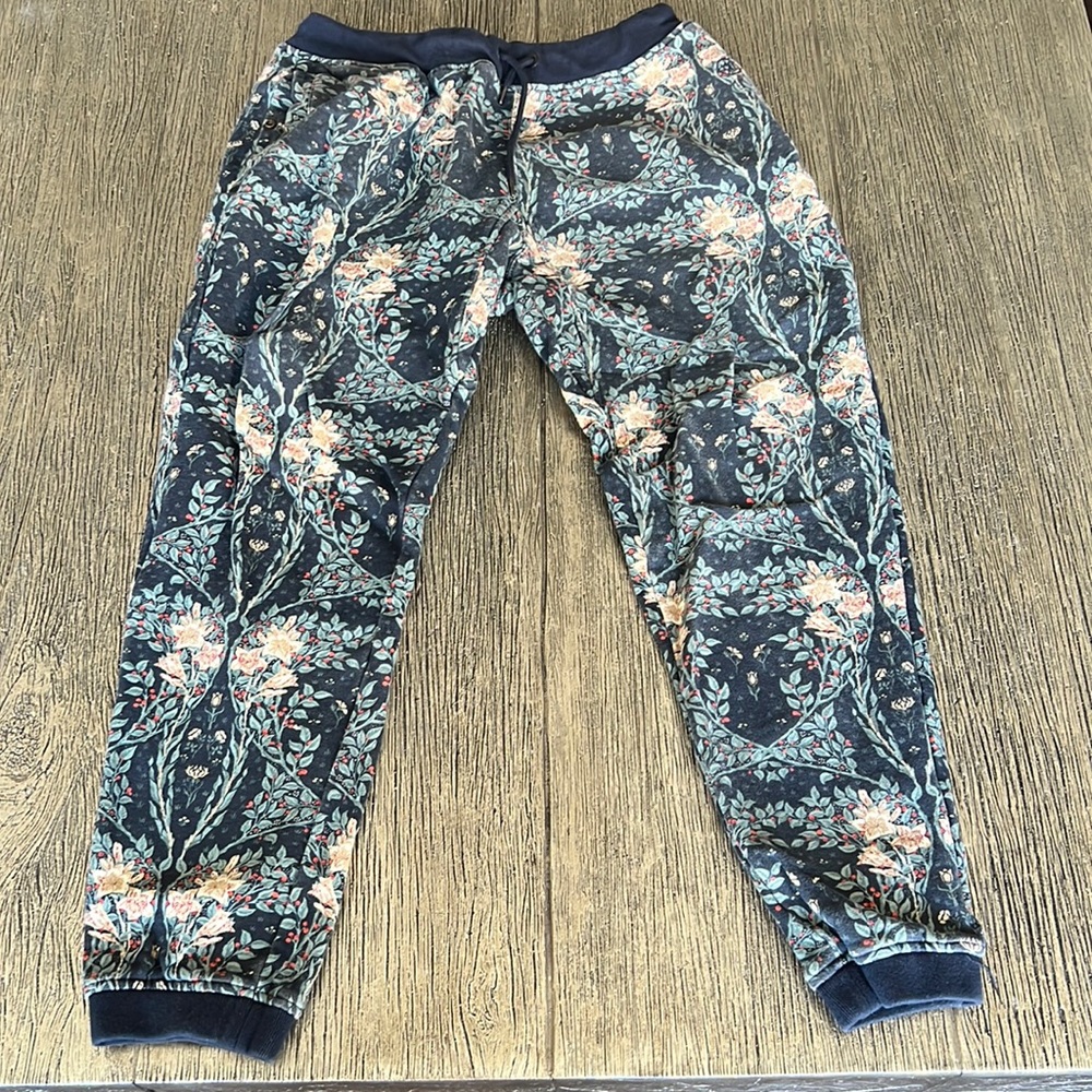 10 deep sweatpants